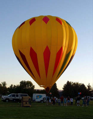 2003-07-montrose-balloons002