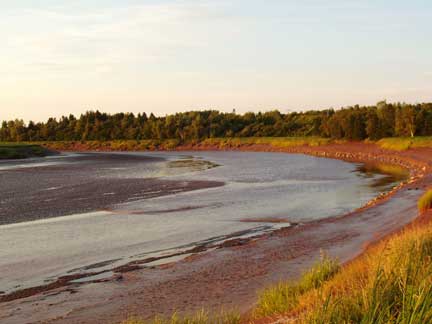 Tidal Bore - Amherst, NS     August 2004